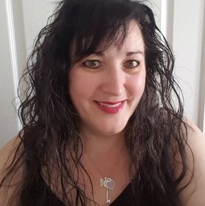 Meet your Posher, Gloria